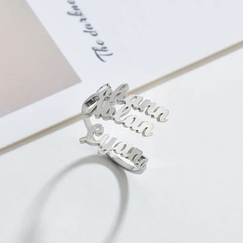 Bague Personnalisée avec Plusieurs Prénoms (1 à 4)