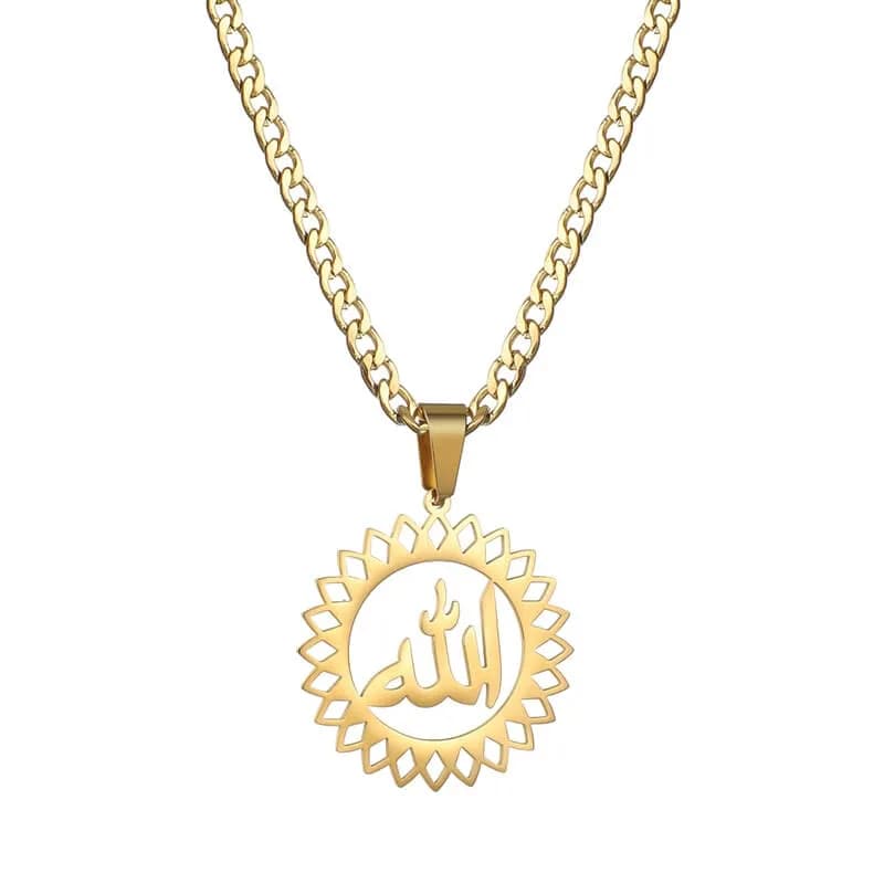Collier personnalisé prénom arabe entouré d’un soleil