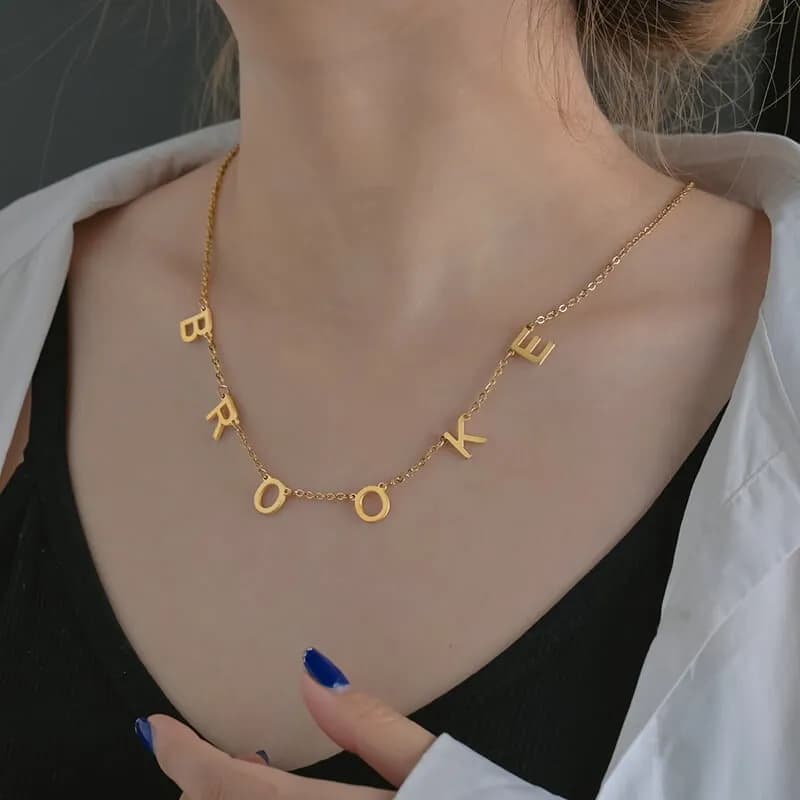 Collier prénom avec plusieurs lettres