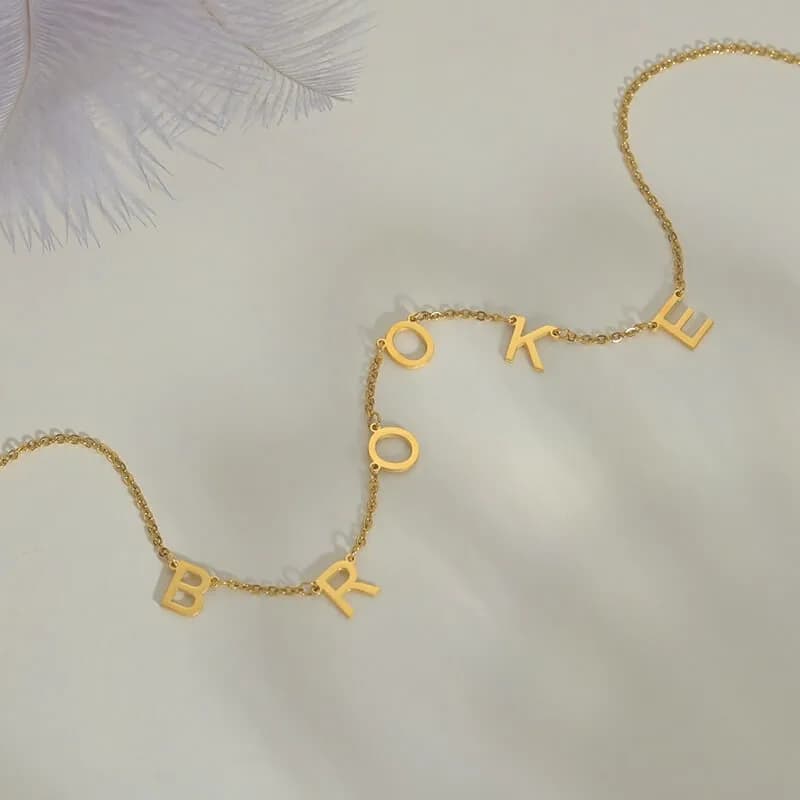 Collier prénom avec plusieurs lettres